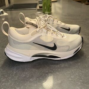 Nike Women’s Spark Sneakers